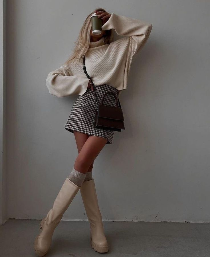 Stílusiskola: így viselj szoknyákat télen, hideg időben - DIVAT&STÍLUS - Stílusiskola - divat, outfit, stílus, szoknya, tél, 