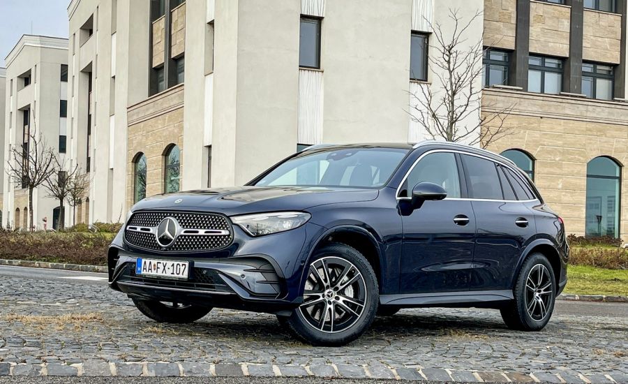 Két lépést előre és egyet sem hátra – Mercedes-Benz GLC Offroader 220d 4MATIC - STYLENEWS - Mobility - 2022 mercedes GLC, 2022 Mercedes GLC 220d 4 Matic teszt, 2022 Mercedes GLC teszt, 2023 GLC Mercedes, GLC 220d teszt, GLC mercedes teszt, Mercedes GLC 220d teszt, 