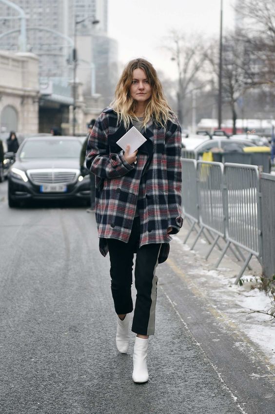 Stílusiskola: így viselj télen kockás szövetkabátokat - DIVAT&STÍLUS - Stílusiskola - divat, kockás kabát, outfit, stílus, tél, 