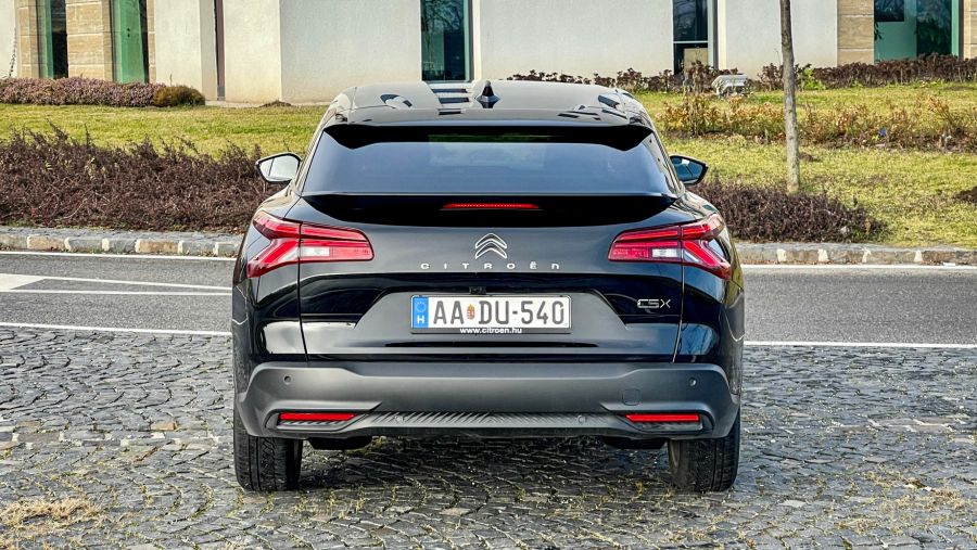 Olyan, mint a Citroën általában. Nonkonformista! – Citroën C5 X Feel Plus 1.2l - STYLENEWS - Mobility - 2022 Citroen C5X benzin teszt, C5 X Feel Plus  teszt, Citroen C5 X Feel Plus 1.2l teszt, citroen c5 x teszt, 