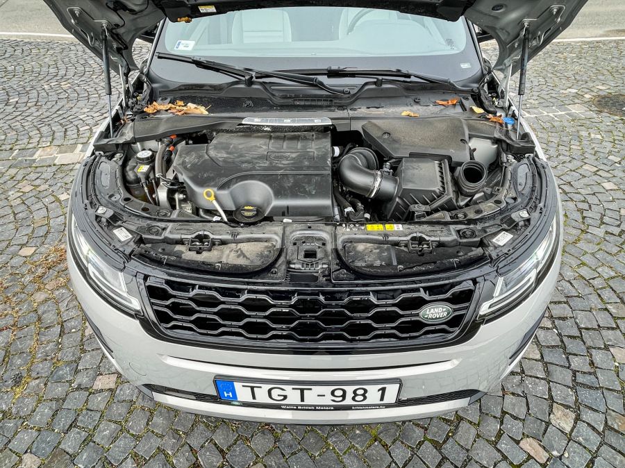 A korona legkisebb gyémántja – Range Rover Evoque 2.0P R-Dynamic HSE - STYLENEWS - Mobility - Evoque benzin teszt, Evoque petrol teszt, evoque teszt, Range Evoque 2.0P R-Dynanic  HSE teszt, range rover evoque, Range Rover Evoque 2.0 benzin teszt, Range Rover teszt, Range teszt, 