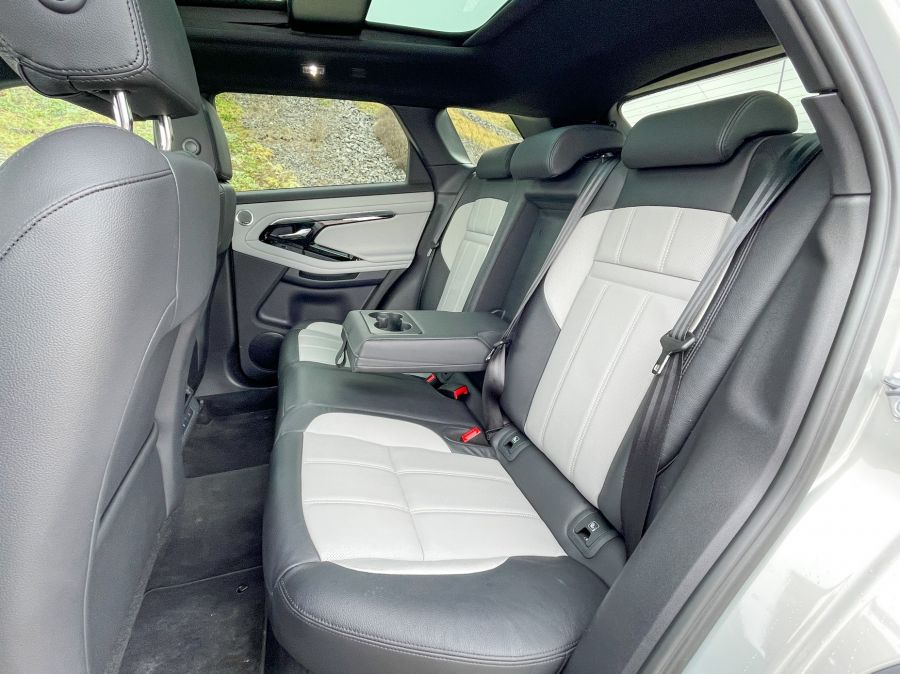 A korona legkisebb gyémántja – Range Rover Evoque 2.0P R-Dynamic HSE - STYLENEWS - Mobility - Evoque benzin teszt, Evoque petrol teszt, evoque teszt, Range Evoque 2.0P R-Dynanic  HSE teszt, range rover evoque, Range Rover Evoque 2.0 benzin teszt, Range Rover teszt, Range teszt, 