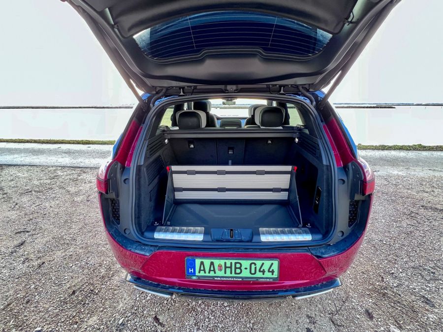 A nyugalom szigete – Range Rover Sport PHEV Autobiography - STYLENEWS - Mobility - 2023 range rover sport teszt, 2023 range sport plug-in hybrid teszt, range rover sport, range rover sport phev teszt, 