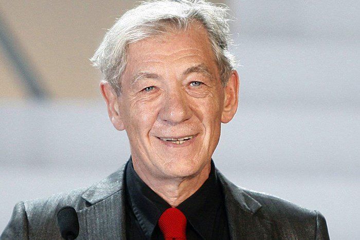 Az irodalomnak mégiscsak helye tud lenni egy divatbemutatón - Ulysses íróját idézte fel a Gandalfot játszó 83 éves színész - STYLENEWS - Aktuális - gandalf, ian murray, 