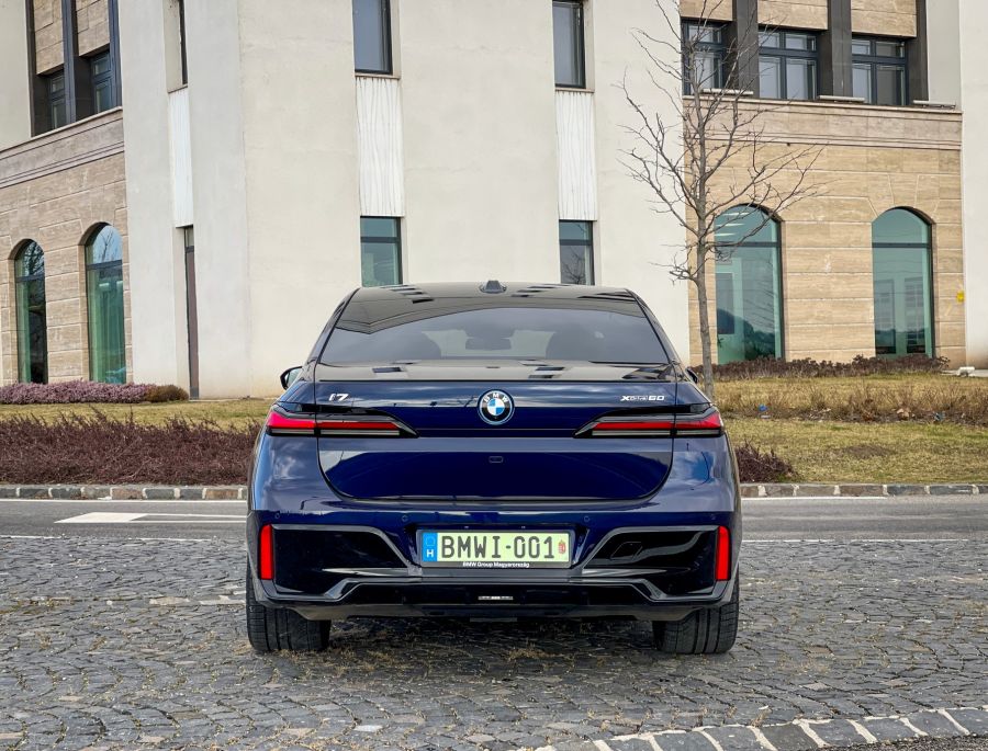 Egy tökéletes világ – BMW i7 xDrive60 - STYLENEWS - Mobility - BMW 7 elektromos teszt, BMW i7 teszt, BMW i7 xDrive60 teszt, 