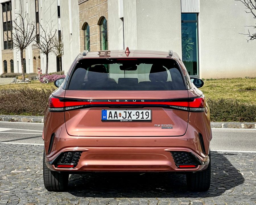 A legfontosabb modell – Lexus RX 500h F Sport - STYLENEWS - Mobility - 2023 Lexus RX 500h F Sport teszt, lexus rx, Lexus RX 500 hybrid teszt, Lexus RX 500h teszt, 