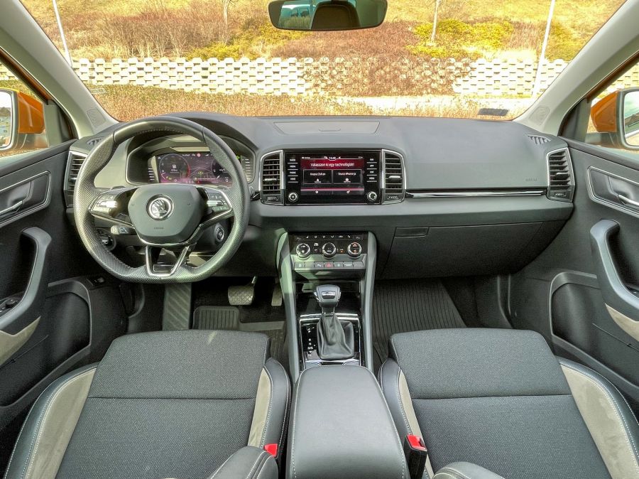 Kifogástalan – Skoda Karoq Style 1.5 TSI DSG - STYLENEWS - Mobility - karoq 2023, karoq teszt, Skoda karoq Style 1%2C5 Tsi DSG teszt, Skoda Karoq Style teszt, 