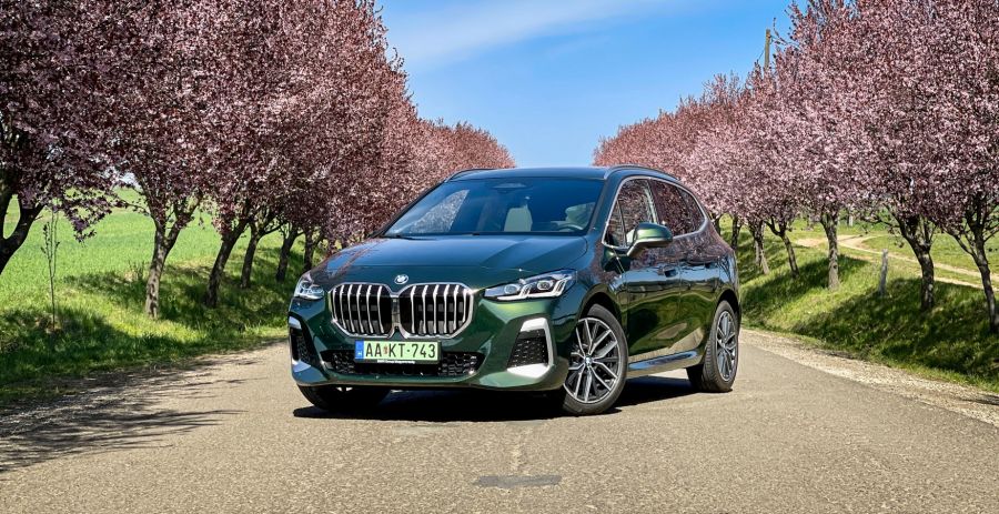 Sportos anyukáknak – BMW 230e Active Tourer - STYLENEWS - Mobility - 2023 BMW 230 PHEV teszt, 2023 BMW 230e Active Tourer teszt, Active Tourer BMW, BMW 2 Active Tourer teszt, BMW 230e teszt, 