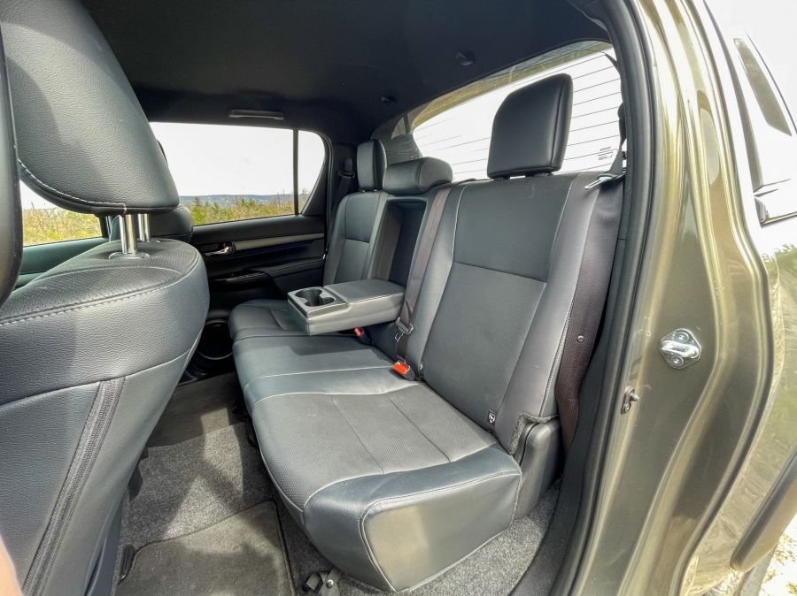 A legyőzhetetlen – Toyota Hilux Invincible - STYLENEWS - Mobility - 2023 Toyota Hilux, Hilux teszt, Toyota Hilux teszt, Toyota pickup teszt, 