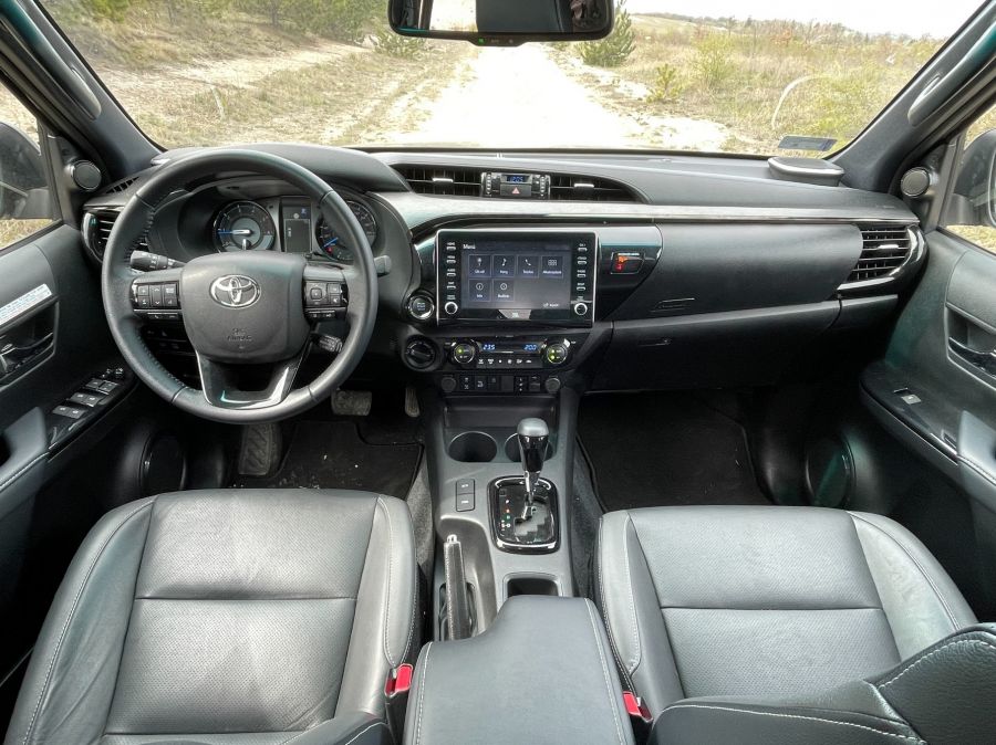 A legyőzhetetlen – Toyota Hilux Invincible - STYLENEWS - Mobility - 2023 Toyota Hilux, Hilux teszt, Toyota Hilux teszt, Toyota pickup teszt, 