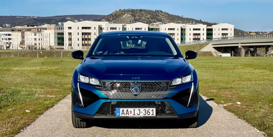 Valami új, valami más - Peugeot 408 Pure Tech 130LE Allure Pack - STYLENEWS - Mobility - 408 peugeot 2023, peugeot 408, peugeot 408 1.2 benzin teszt, peugeot 408 130LE Allure Pack teszt, 