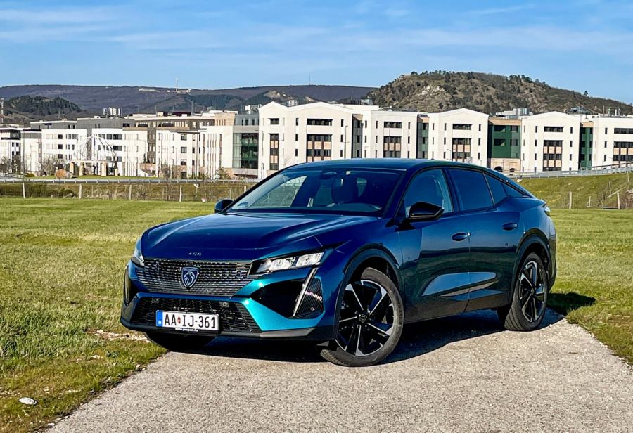 Valami új, valami más - Peugeot 408 Pure Tech 130LE Allure Pack - STYLENEWS - Mobility - 408 peugeot 2023, peugeot 408, peugeot 408 1.2 benzin teszt, peugeot 408 130LE Allure Pack teszt, 