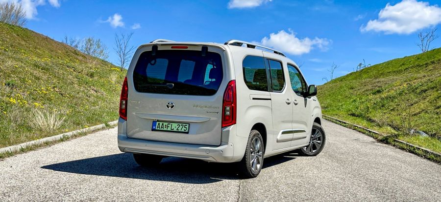 Az első elektromos Toyota – Toyota Proace City Verso EV Family - STYLENEWS - Mobility - 