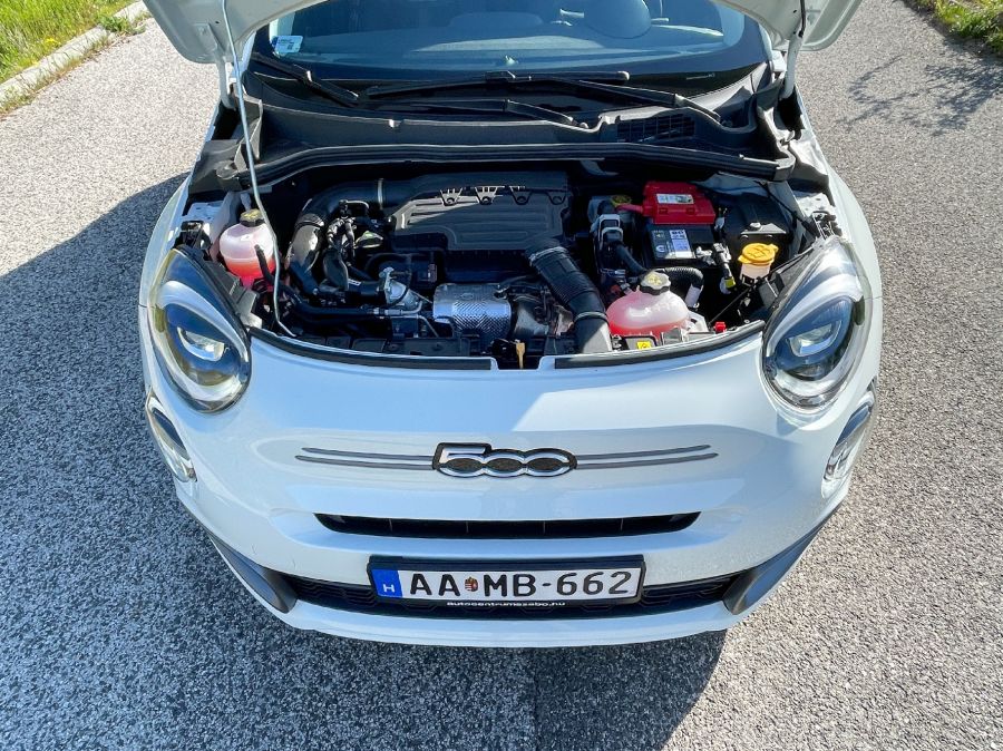 La vita e bella (Az élet szép) – Fiat 500 és Fiat 500X - STYLENEWS - Mobility - Autocentrum szabó fiat, fiat 500, Fiat 500 1.0 benzin, Fiat 500 és fiat 500x összehasonlítás, Fiat 500 teszt, Fiat 500 vs 500x teszt, Fiat 500x MHEV, Fiat 500x teszt, 