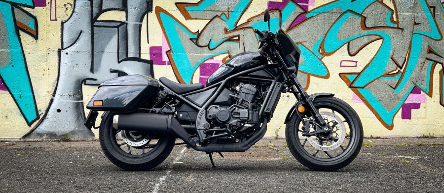 Lázadj, lázadj és továbbra is lázadj – Honda CMX1100T Rebel - STYLENEWS - Mobility - honda cmx1100T rebel teszt, honda rebel 1100 teszt, honda rebel 1100 touring, 