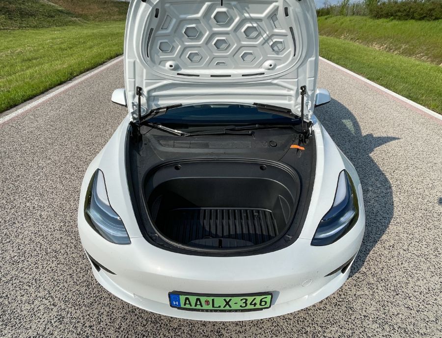 A legjobb alternatíva – Tesla Model 3 - STYLENEWS - Mobility - model 3, Tesla, tesla model 3, Tesla model 3 standard range teszt, Tesla model 3 teszt, tesla teszt, 