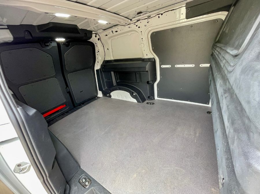 Dolgozz vidáman! – Volkswagen ID.Buzz Cargo - STYLENEWS - Mobility - buzz cargo, id. buzz, id. buzz cargo, Id. Buzz cargo teszt, VW ID. Buzz cargo teszt, 