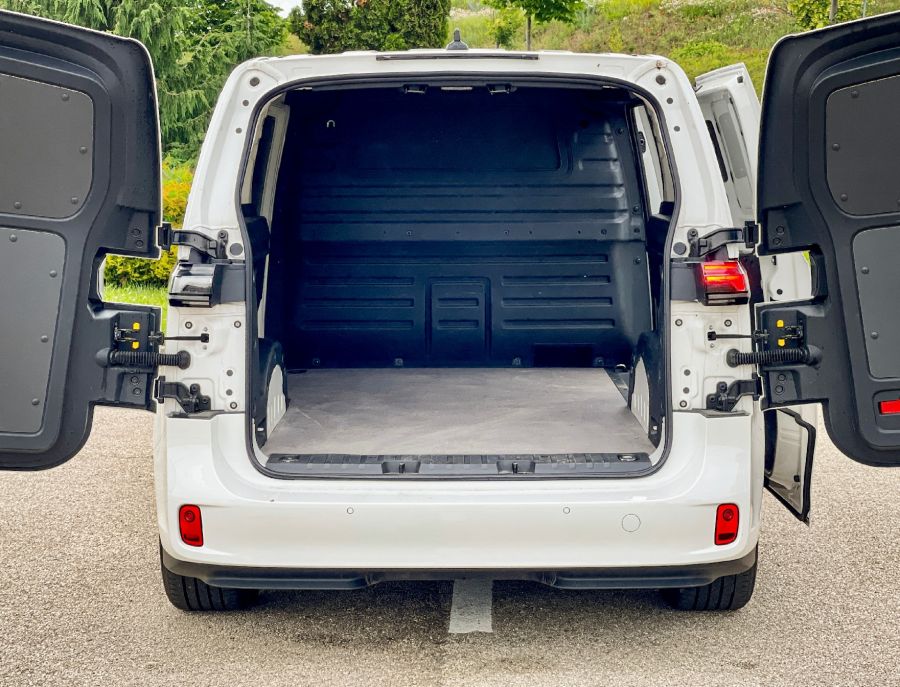 Dolgozz vidáman! – Volkswagen ID.Buzz Cargo - STYLENEWS - Mobility - buzz cargo, id. buzz, id. buzz cargo, Id. Buzz cargo teszt, VW ID. Buzz cargo teszt, 