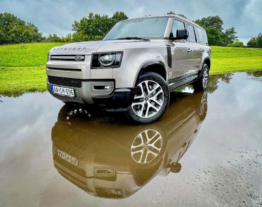 Ki a kicsit nem becsüli, vehet nagyobbat – Land Rover Defender 130 D300 AWD - STYLENEWS - Mobility - 2023 Land Rover Defender 130 D300 AWD teszt, Defedenr D300, defender 130, Defender teszt, land rover defender, Land Rover Defender 130 D300, LAnd Rover teszt, 