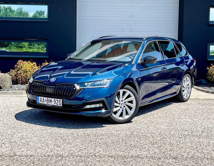 Sorvezetők – Skoda Octavia Combi 1.5 TSi e-Tech Style vs. Toyota Corolla Touring Sports 2.0 Hybrid GR Sport Dynamic összehasonlító teszt - STYLENEWS - Mobility - 