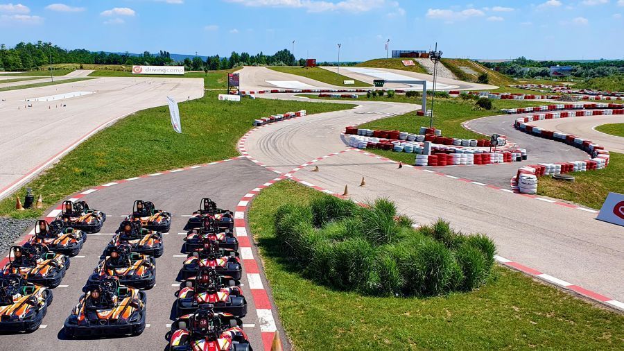 Izgalmas kalandok a nyári szünetben | Gokart tábor a drivingcamp dcKarting pályán - STYLENEWS - Mobility - drivingcamp, gokart, gokart tábor, nyári szünet, vakáció, 
