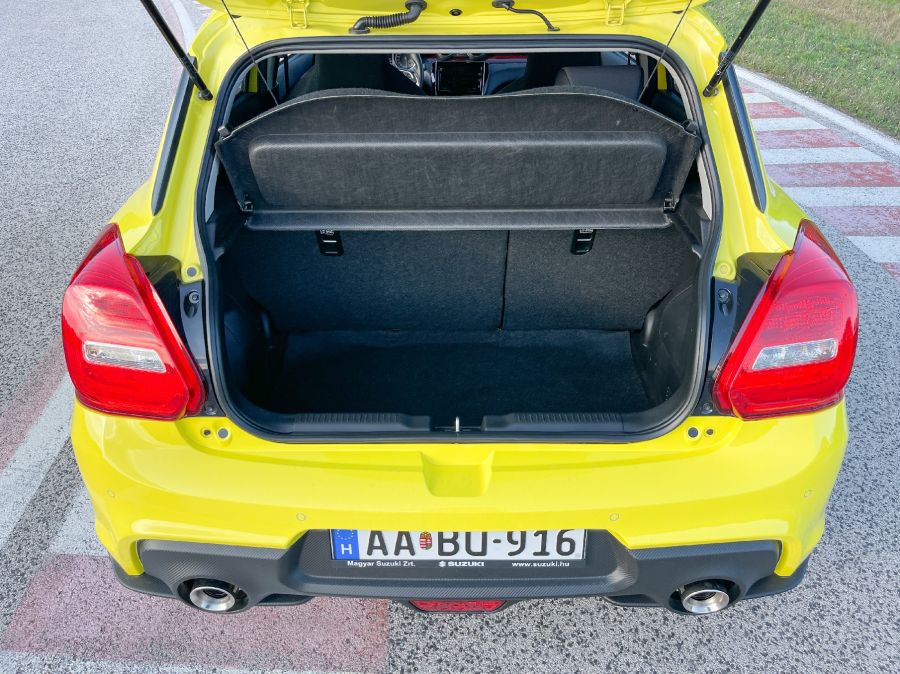 Ha már gyors, legyen sport is – Suzuki Swift Sport - STYLENEWS - Mobility - 2023 suzuki swift sport teszt, suzuki swift sport, swift sport, swift sport teszt, 