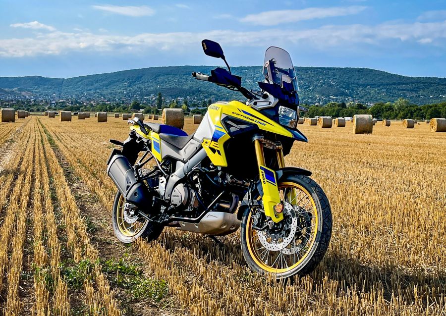 Nehéz terepen – Suzuki V-Strom 1050DE - STYLENEWS - Mobility - suzuki v-strom 1050de teszt, v-strom, v-strom 1050de, v-strom 1050de teszt, vstrom, 