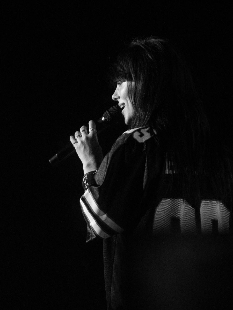 A Z-generáció királynője az idei Sziget-en egy lemeztelenített intenzív interakciót hozott létre a közönségével - STYLENEWS - Rendezvények - billie eilish, sziget 2023, 