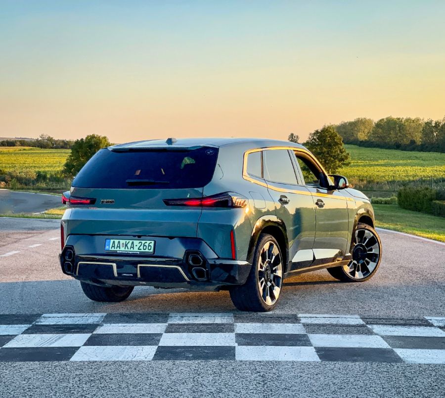 Irgalmatlan – BMW XM - STYLENEWS - Mobility - bmw xm, bmw xm plug-in hybrid teszt, BMW XM teszt, 