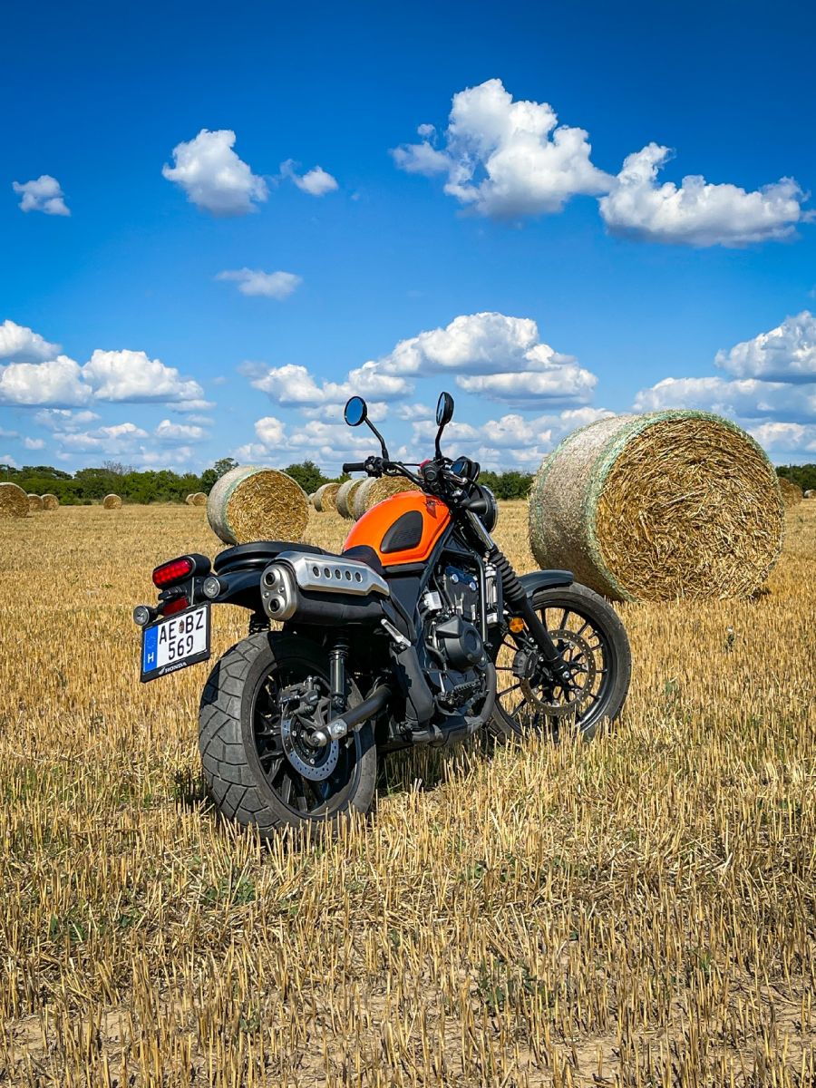 Elsőre mást hallasz bele, de így sem csalódás – Honda CL500 - STYLENEWS - Mobility - cl500 honda teszt, cl500 scrambler, cl500 teszt, honda cl 500 teszt, scrambler teszt, 
