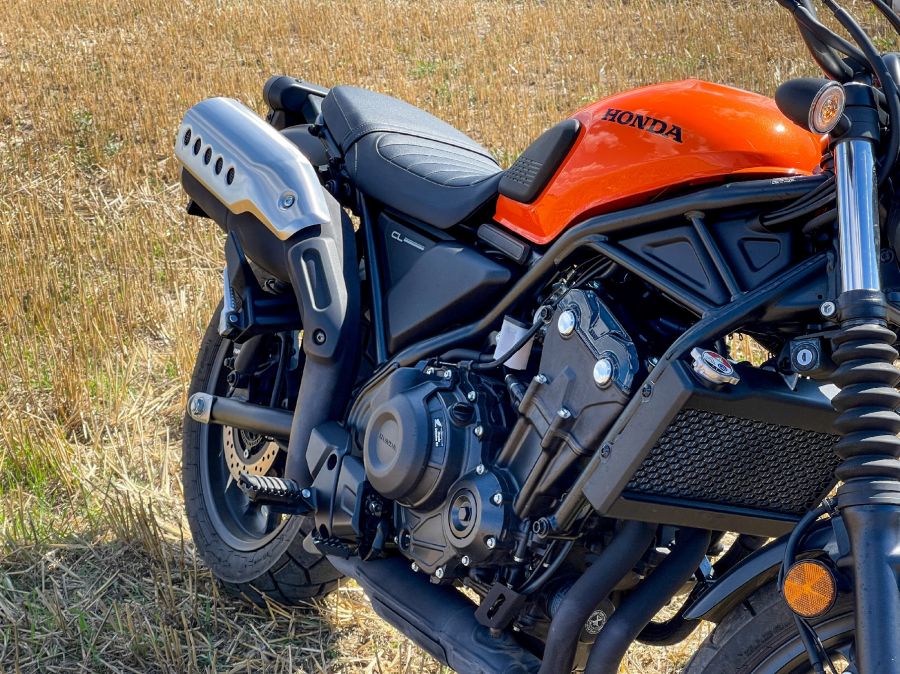 Elsőre mást hallasz bele, de így sem csalódás – Honda CL500 - STYLENEWS - Mobility - cl500 honda teszt, cl500 scrambler, cl500 teszt, honda cl 500 teszt, scrambler teszt, 