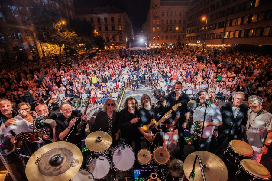 Leslie Mandoki- Mandoki Soulmates koncertről- Budapest és Kolozsvár - STYLENEWS - Rendezvények - leslie mandoki, 