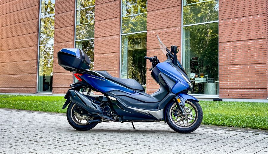 Mások miért nem így csinálják? – Honda Forza 350 - STYLENEWS - Mobility - forza, forza 350, forza 350 teszt, honda, honda forza, honda forza 350 teszt, honda teszt, 