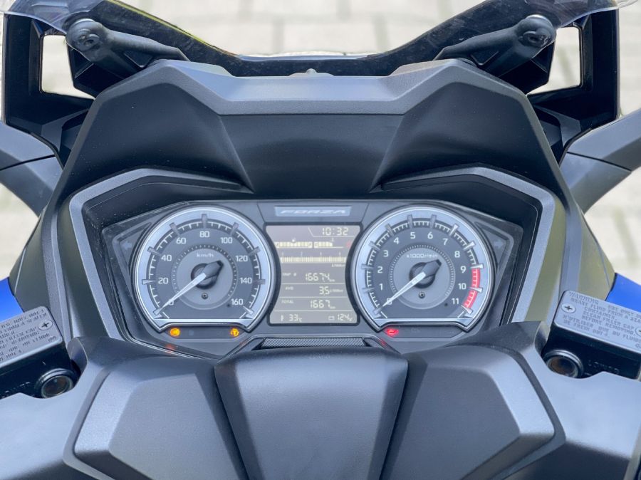 Mások miért nem így csinálják? – Honda Forza 350 - STYLENEWS - Mobility - forza, forza 350, forza 350 teszt, honda, honda forza, honda forza 350 teszt, honda teszt, 