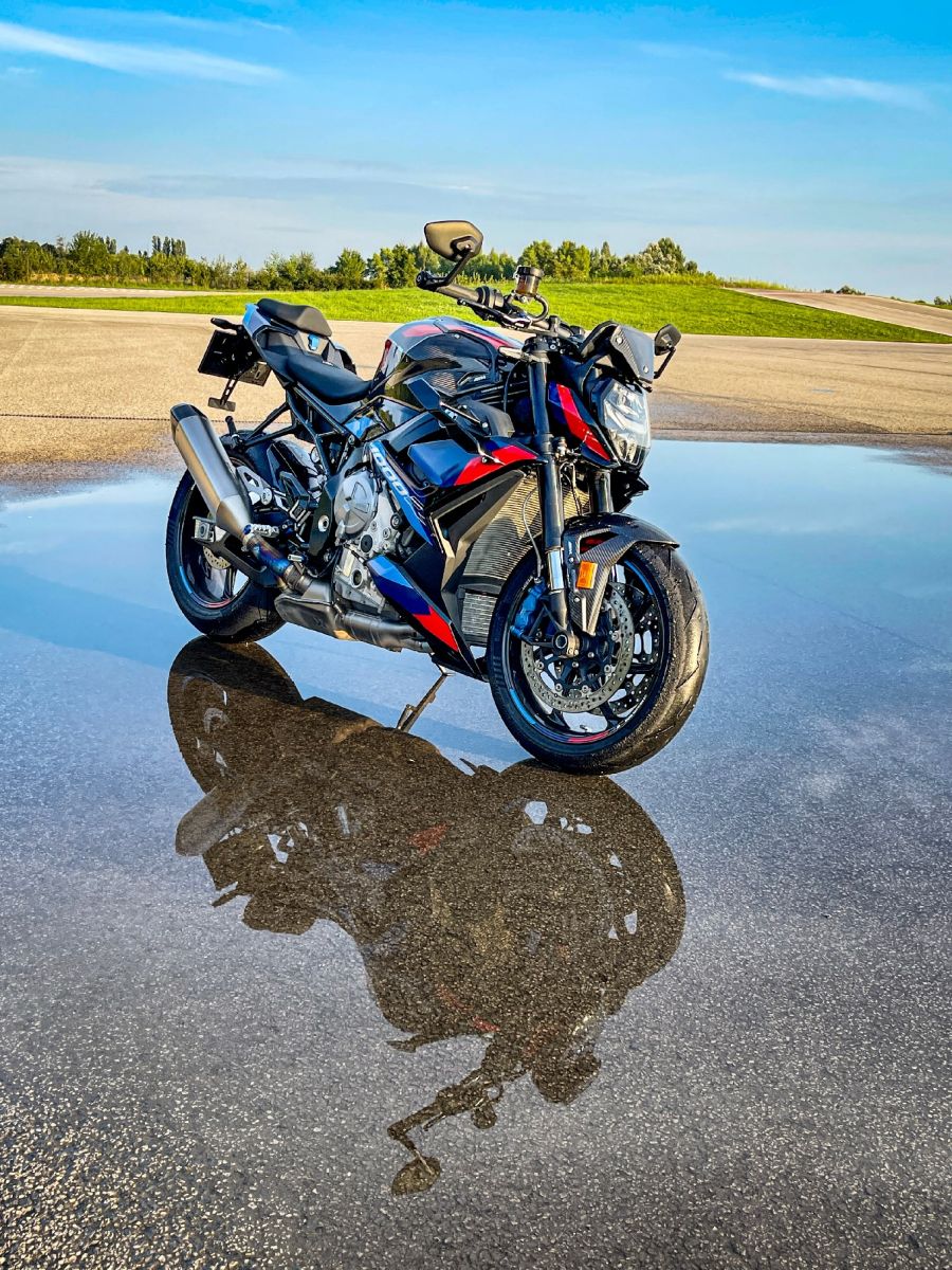 A meztelenség csúcsa – BMW M 1000 R - STYLENEWS - Mobility - 2023 M1000R, BMW M 1000 R teszt, BMW M1000R teszt, M1000R, M1000R teszt, 