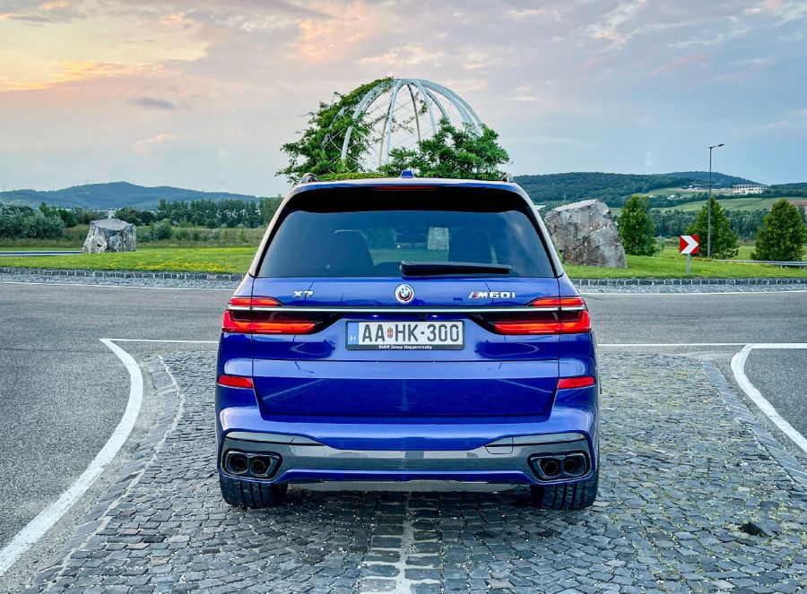 Nem helyrajzi kérdés – BMW X7 M60i xDrive - STYLENEWS - Mobility - 2023 BMW X7 M60i teszt, 2023 X7 M60i, BMW X7, BMW X7 M60i xDrive teszt, BMW X7 teszt, x7, x7 m60i, X7 M60i teszt, 