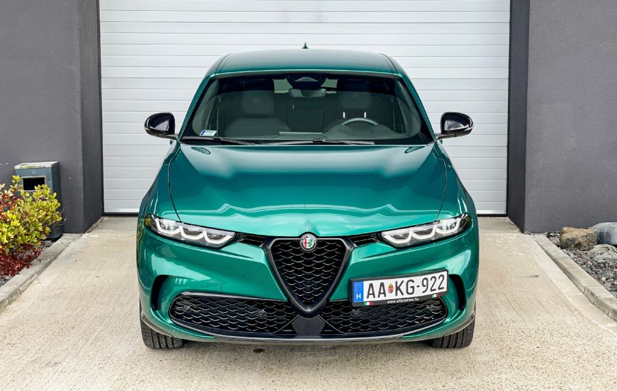 Művészet és technika – Alfa Romeo Tonale 1,5 MultiAir e-Hybrid Veloce - STYLENEWS - Mobility - Alfa romeo tonale e-Hybrid veloce teszt, alfa romeo tonale teszt, alfa tonale teszt, Tonale 1.5 multiair tonale teszt, tonale e-hybrid teszt, 