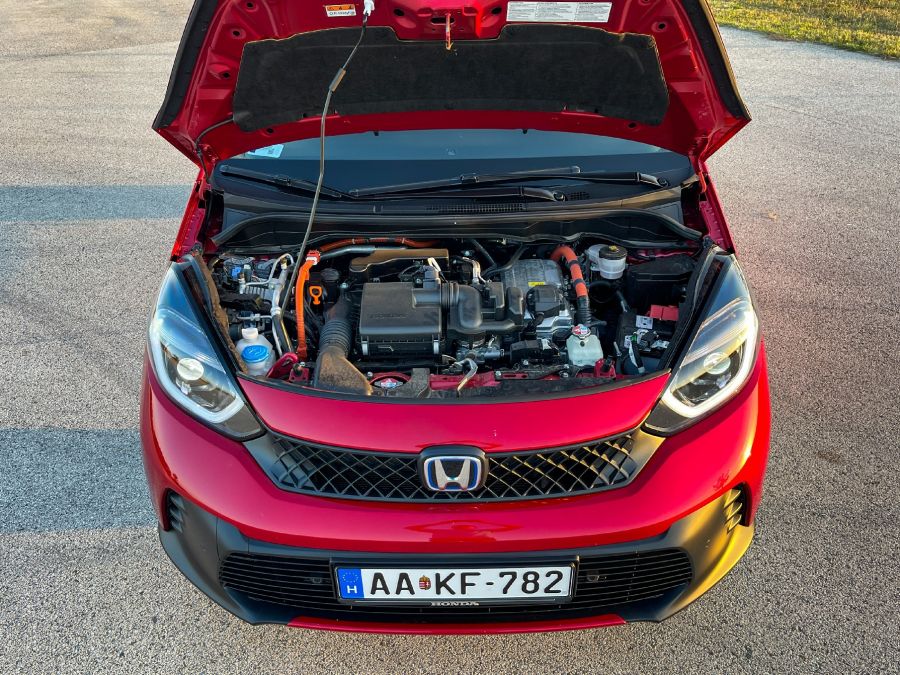 Kívül kicsi, belül nagy – Honda Jazz 1.5 i-MMD Hybrid Advance - STYLENEWS - Mobility - 2023 Honda Jazz 1%2C5 i-MMD Hybris Advance teszt, 2023 Honda Jazz hybrid teszt, honda jazz, Honda jazz hybrid teszt, 