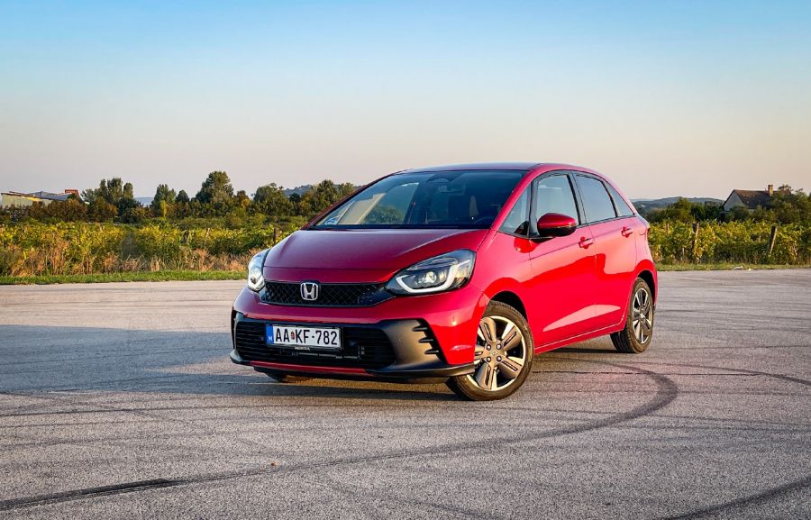 Kívül kicsi, belül nagy – Honda Jazz 1.5 i-MMD Hybrid Advance - STYLENEWS - Mobility - 2023 Honda Jazz 1%2C5 i-MMD Hybris Advance teszt, 2023 Honda Jazz hybrid teszt, honda jazz, Honda jazz hybrid teszt, 