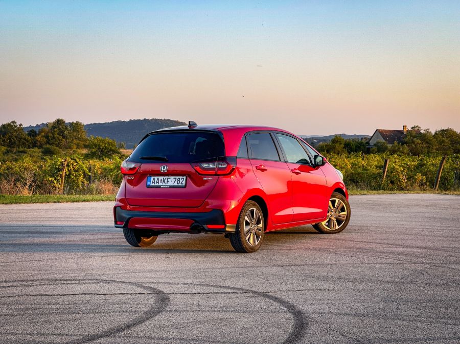 Kívül kicsi, belül nagy – Honda Jazz 1.5 i-MMD Hybrid Advance - STYLENEWS - Mobility - 2023 Honda Jazz 1%2C5 i-MMD Hybris Advance teszt, 2023 Honda Jazz hybrid teszt, honda jazz, Honda jazz hybrid teszt, 
