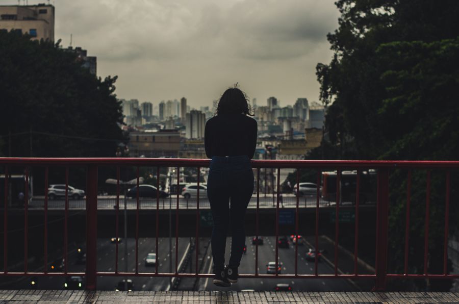 Kritikát attól fogsz kapni, akinek valamiért szúrod a szemét - KERESD A NŐT  - Fesztelen mindennapok - kritizálás, 