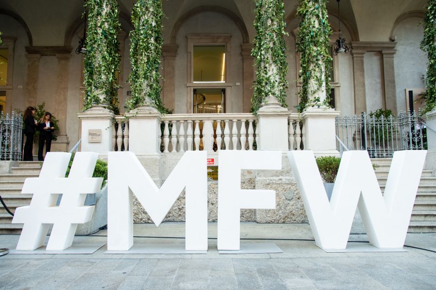 A hazai tervezők új generációja a milánói divathéten nyűgözte le a közönséget - DIVAT&STÍLUS - Hírek  - divat, fashionweek, milano, 