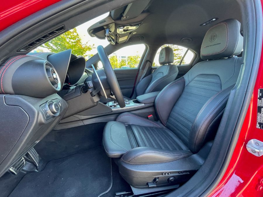 Mindörökké egyszer – Alfa Romeo Giulia 2.0 Q4 Competizione - STYLENEWS - Mobility - 2023 Alfa Giulia Competizione teszt, alfa romeo giulia, Alfa Romeo Giulia 2.0 Q4 teszt, Alfa romeo giulia competizione, Alfa Romeo Giulia teszt, 