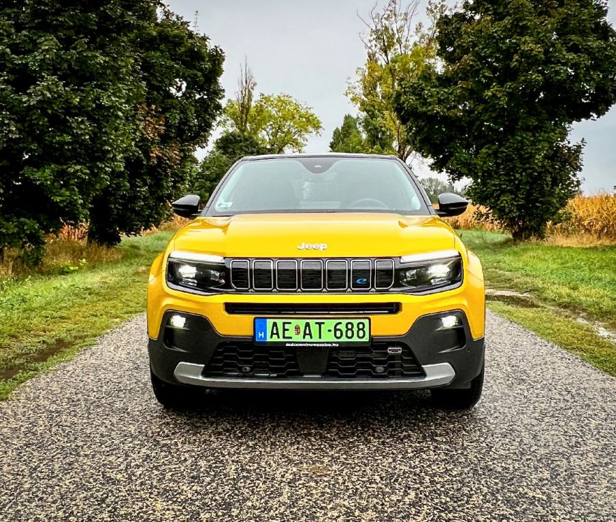 A legjobbnak ítélt – Jeep Avenger Summit - STYLENEWS - Mobility - 2023 car of the year teszt, 2023 Jeep Avenger teszt, Jeep autocentrumszabo, Jeep Avenger electric teszt, Jeep Avenger Summit teszt, Jeep Avenger teszt, 