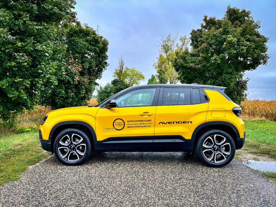 A legjobbnak ítélt – Jeep Avenger Summit - STYLENEWS - Mobility - 2023 car of the year teszt, 2023 Jeep Avenger teszt, Jeep autocentrumszabo, Jeep Avenger electric teszt, Jeep Avenger Summit teszt, Jeep Avenger teszt, 
