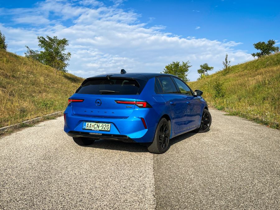 Astra inclinant sed non cogunt– Opel Astra PHEV GS - STYLENEWS - Mobility - 2023 Astra teszt, Astra PHEV GS teszt, Astra plug-in hybrid teszt, Opel Astra PHEV GS teszt, Opel Astra teszt, 