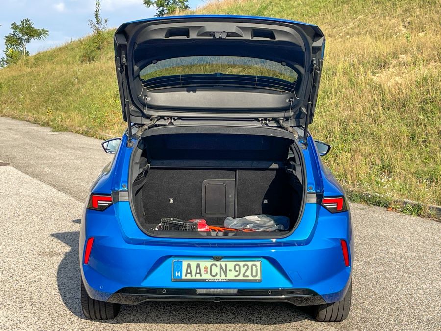 Astra inclinant sed non cogunt– Opel Astra PHEV GS - STYLENEWS - Mobility - 2023 Astra teszt, Astra PHEV GS teszt, Astra plug-in hybrid teszt, Opel Astra PHEV GS teszt, Opel Astra teszt, 