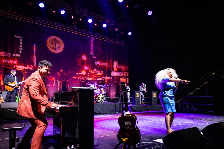 Mai slágerek, tegnapi hangulatban - a Postmodern Jukebox hatalmas '20 -as éveket idéző koncertet adott Budapesten - STYLENEWS - Rendezvények - koncert, PMJ, postmodern jukebox, 