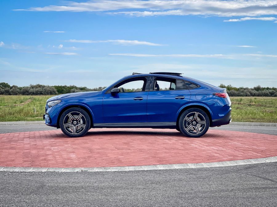 Amikor a presztízsből luxus lesz – Mercedes Benz GLC 400e 4Matic Coupé - STYLENEWS - Mobility - glc coupe 2023, glc coupe 400e, GLC coupé PHEV teszt, glc mercedes, Mercedes GLC coupé 400e teszt, Mercedes-Benz GLC 400e teszt, 