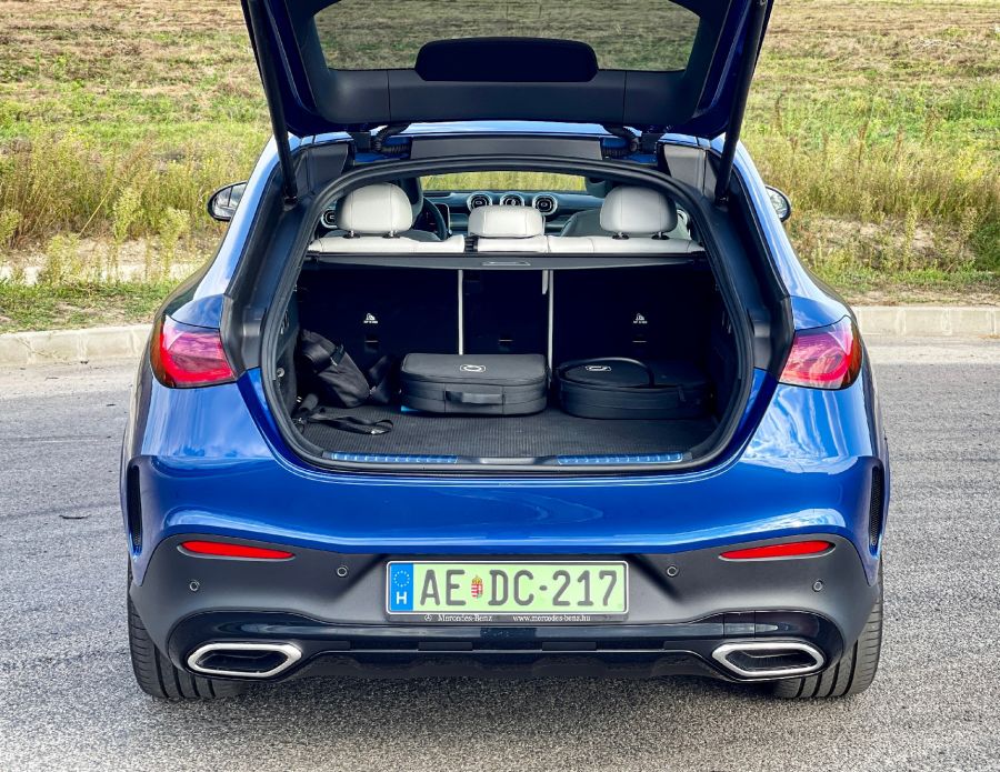 Amikor a presztízsből luxus lesz – Mercedes Benz GLC 400e 4Matic Coupé - STYLENEWS - Mobility - glc coupe 2023, glc coupe 400e, GLC coupé PHEV teszt, glc mercedes, Mercedes GLC coupé 400e teszt, Mercedes-Benz GLC 400e teszt, 